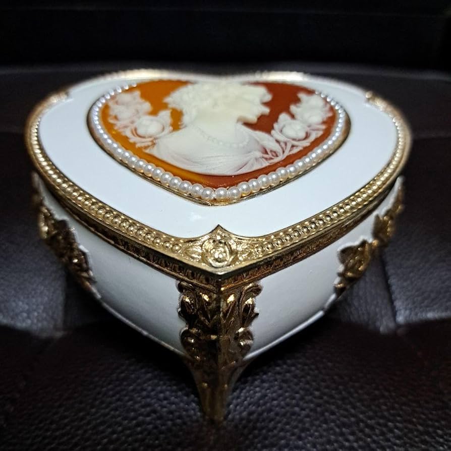 小樽オルゴール堂オルゴール　エッグ型カメオ　君をのせて 小樽オルゴール堂オルゴール エッグ型カメオ 君をのせて - メルカリ